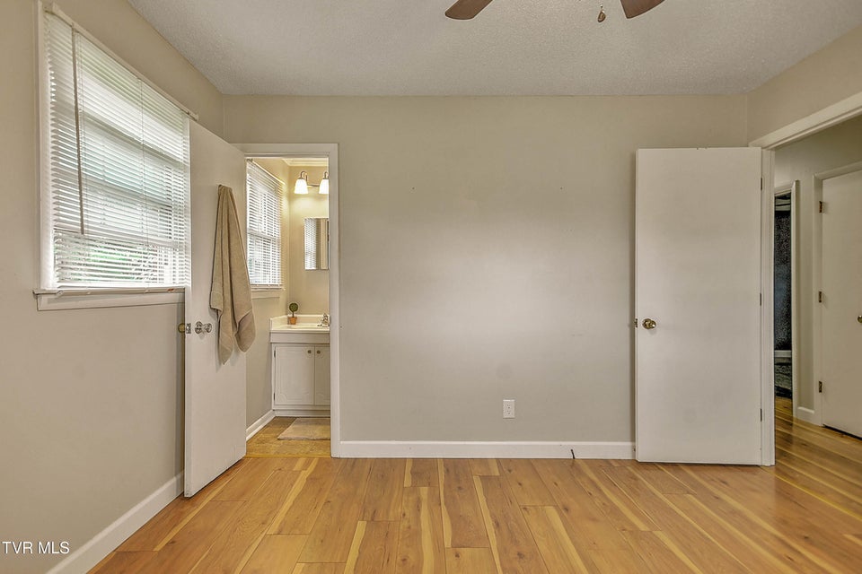Photo #26: 14170 Brynwood Drive