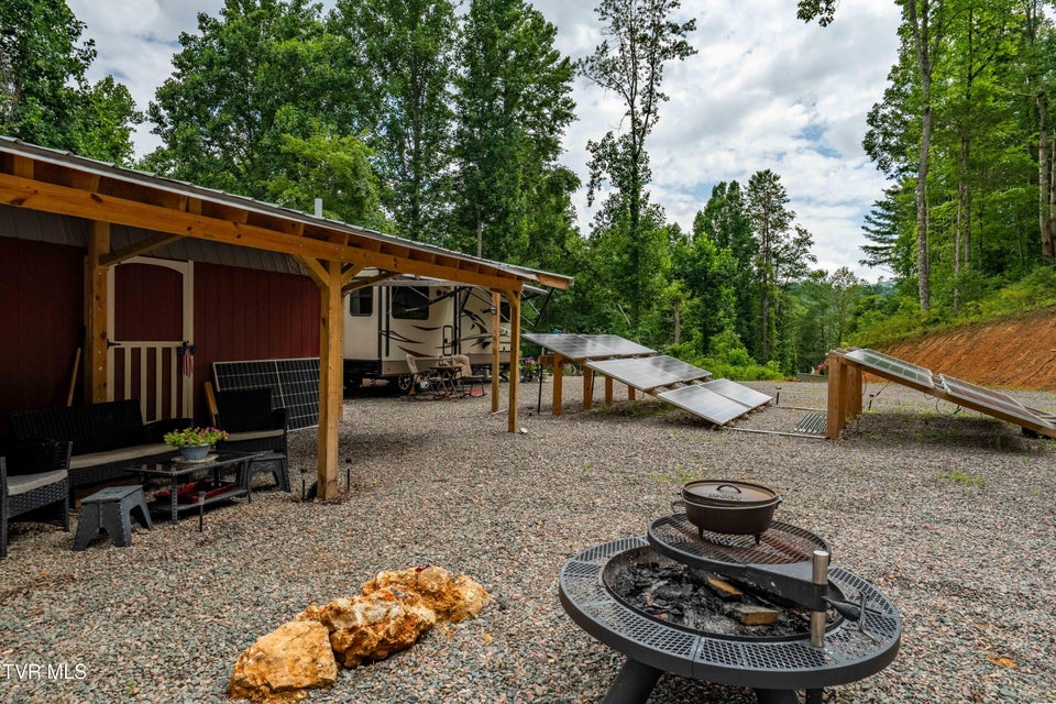 Photo #29: 2867 Dry Hill Road