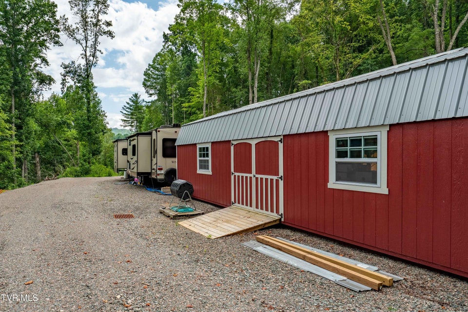 Photo #23: 2867 Dry Hill Road