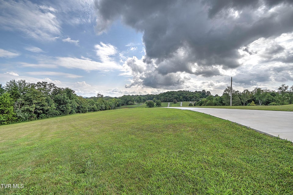 Photo #27: 576 Jones Franklin Road