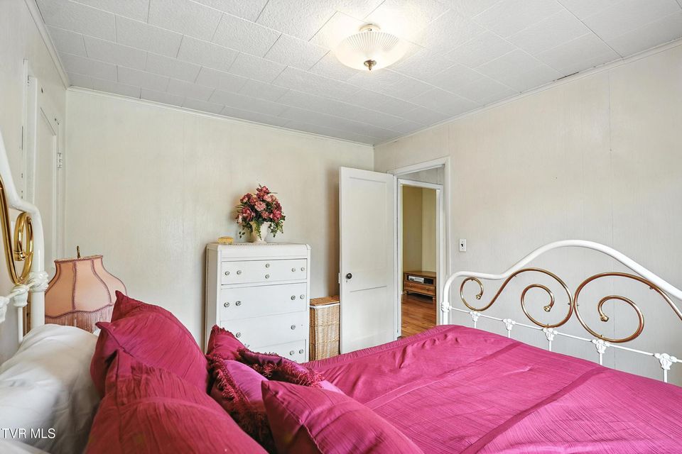 Photo #18: 11446 Bedford Rd Road