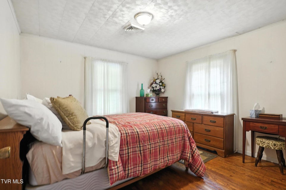 Photo #20: 11446 Bedford Rd Road