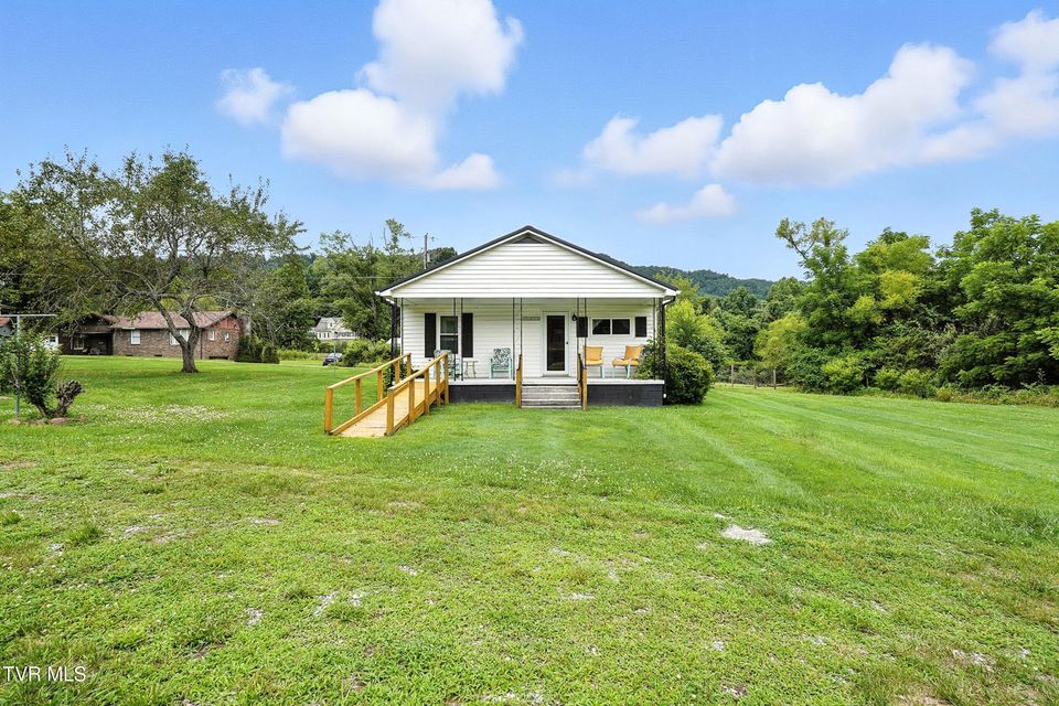 Photo #3: 11446 Bedford Rd Road