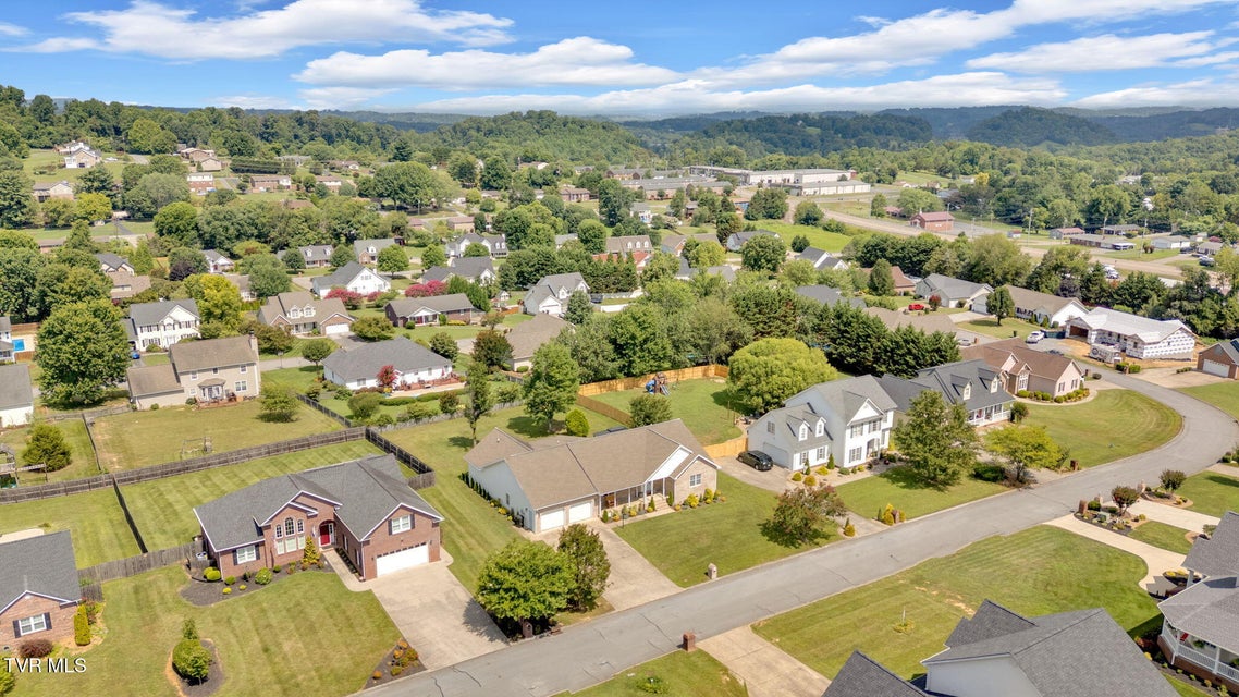 Photo #3: 355 Wiltshire Drive