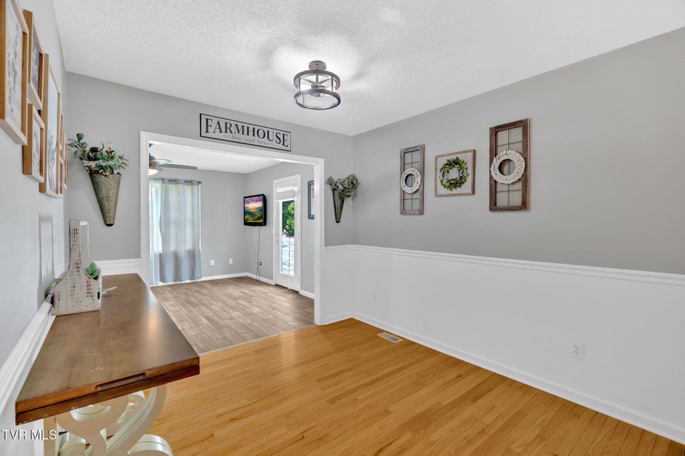 Photo #12: 355 Wiltshire Drive