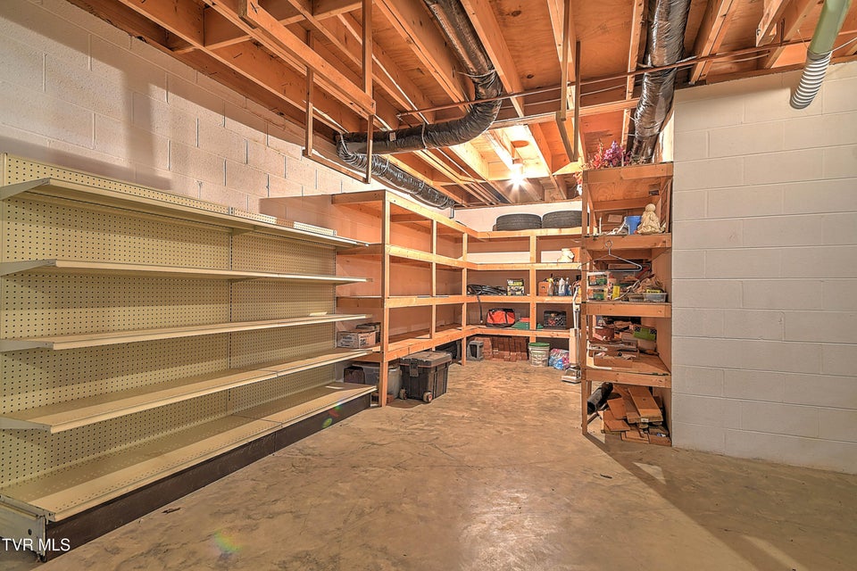 Photo #43: 185 Appian Way