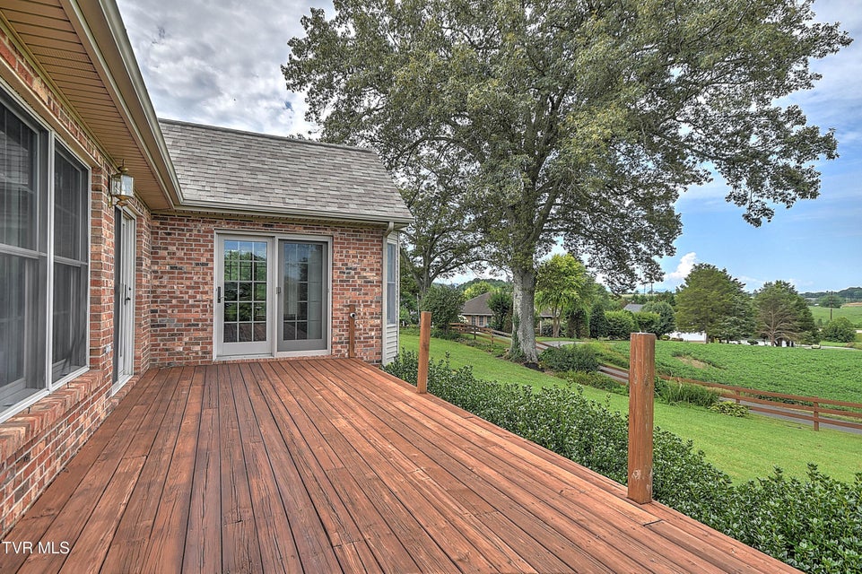 Photo #44: 185 Appian Way