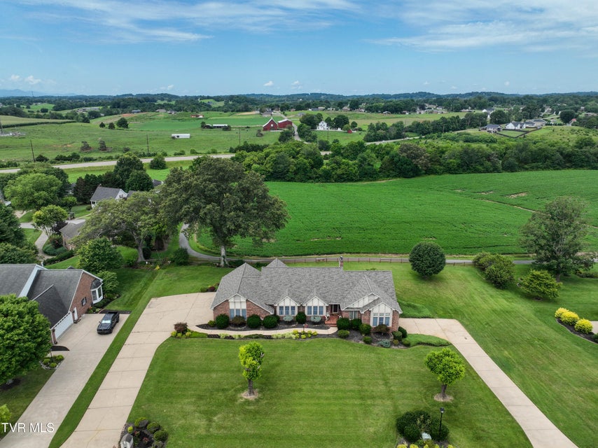 Photo #51: 185 Appian Way