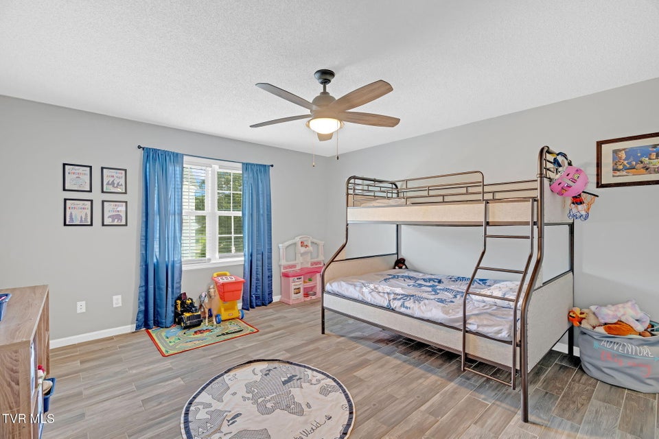 Photo #27: 355 Wiltshire Drive