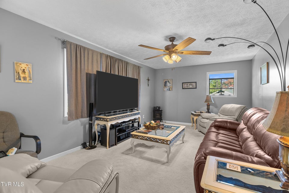 Photo #5: 2205 Kingswood Drive