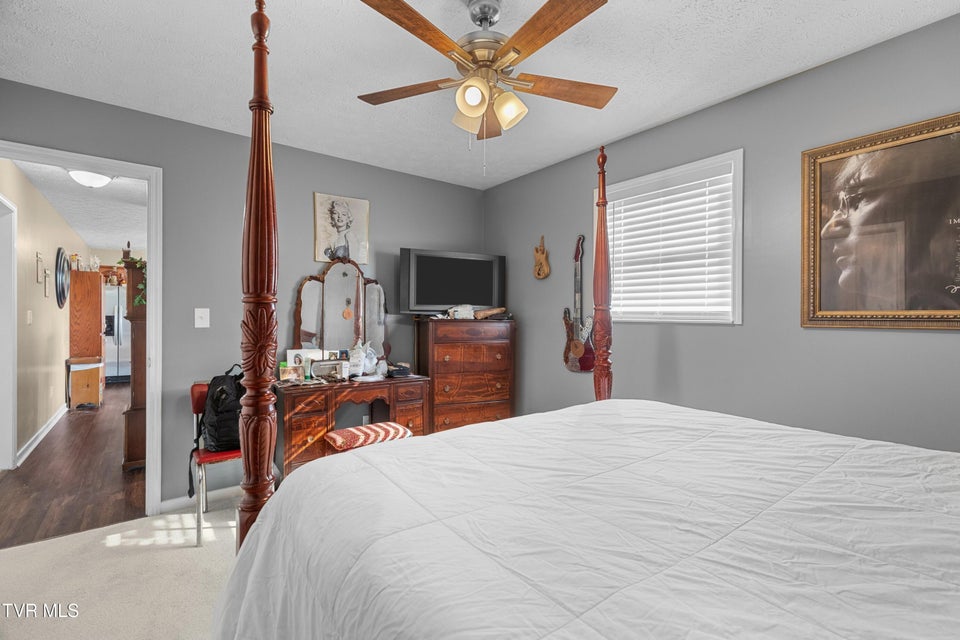 Photo #11: 2205 Kingswood Drive