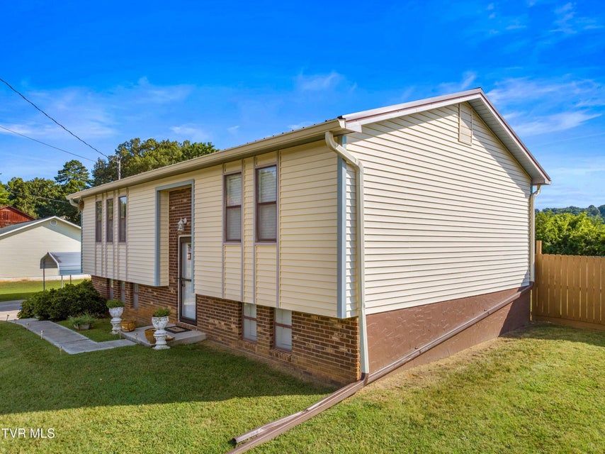 Photo #22: 2205 Kingswood Drive