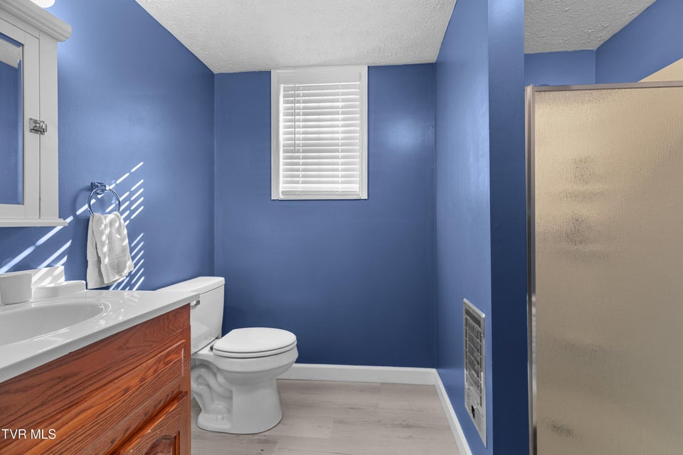 Photo #15: 2205 Kingswood Drive