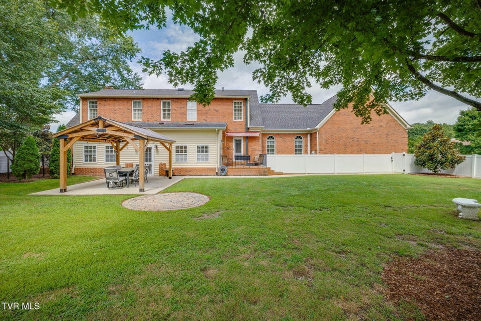 Photo #6: 1029 Winchester Lane