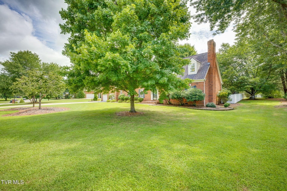Photo #4: 1029 Winchester Lane