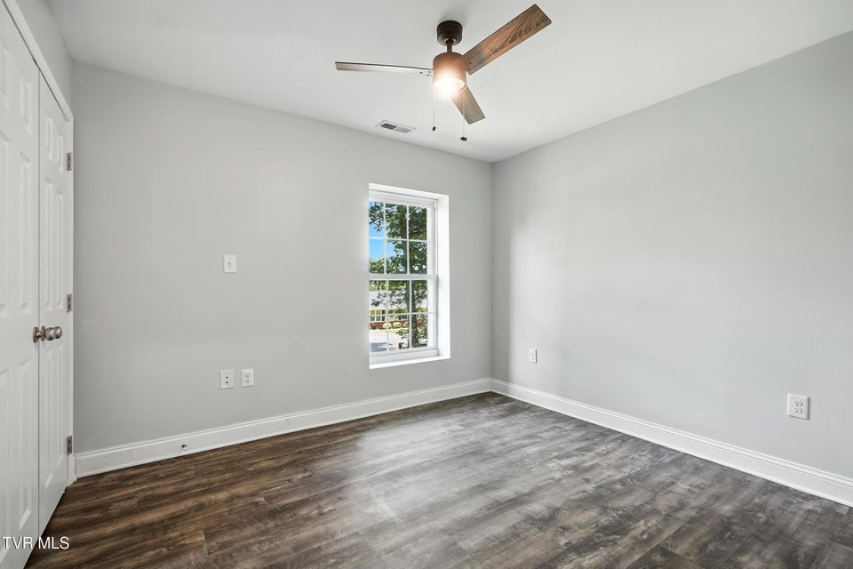 Photo #12: 2356 Inglewood Drive