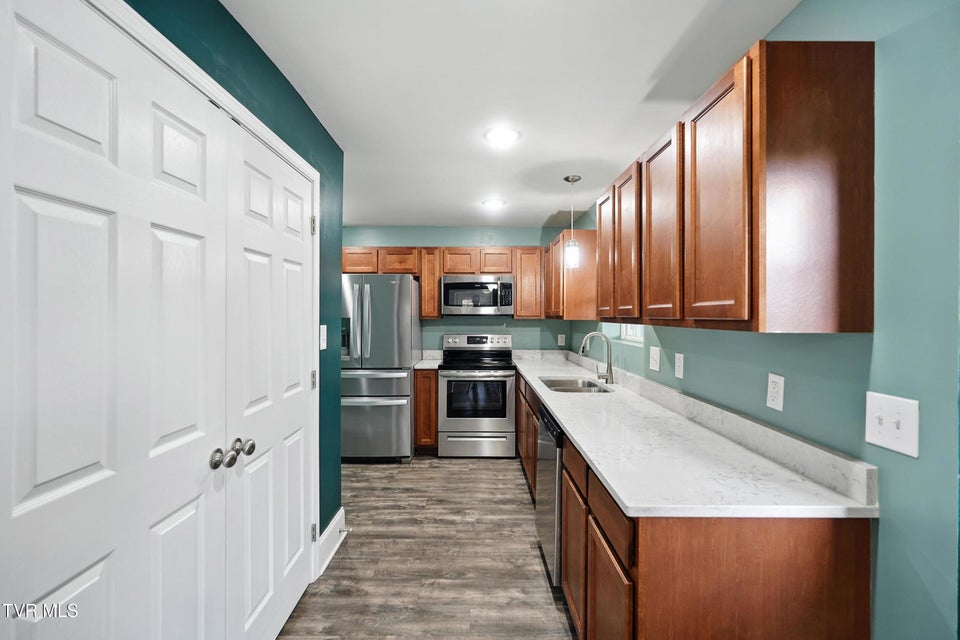 Photo #4: 2356 Inglewood Drive