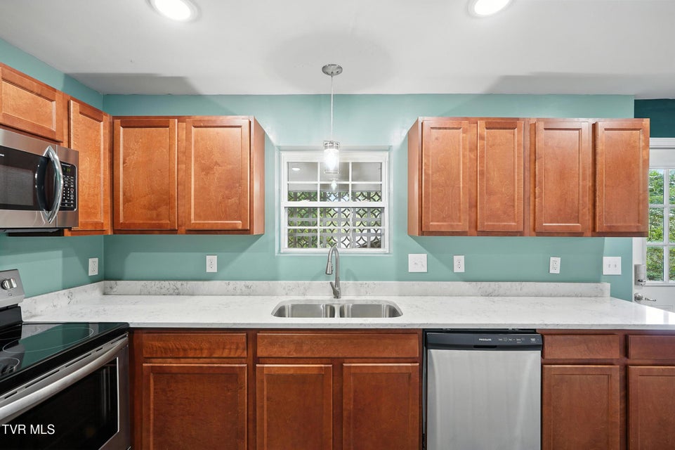 Photo #3: 2356 Inglewood Drive