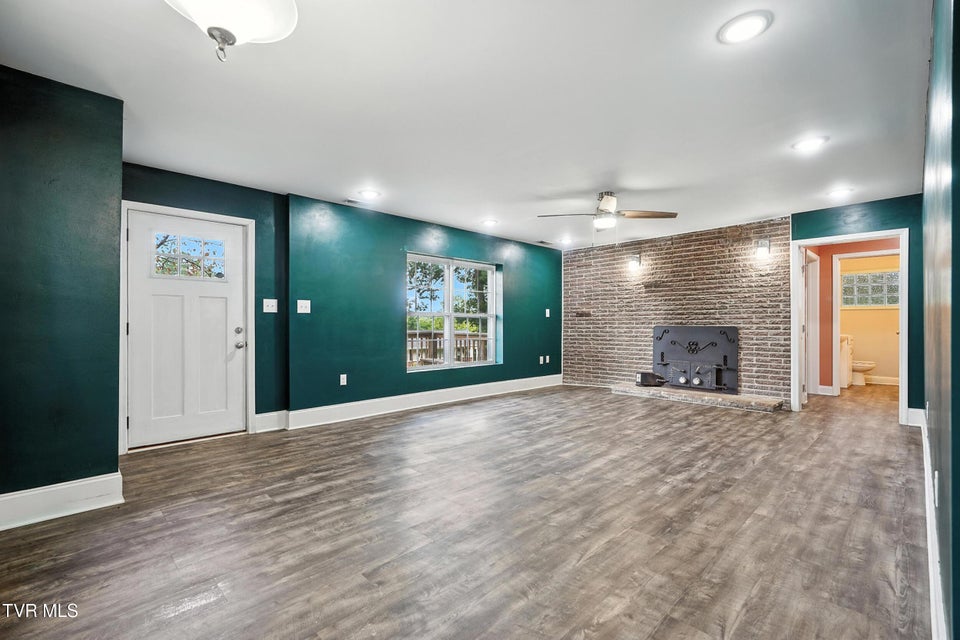 Photo #6: 2356 Inglewood Drive