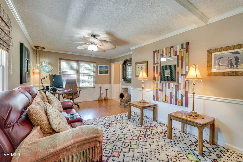 Photo #10: 310 Sonnett Court