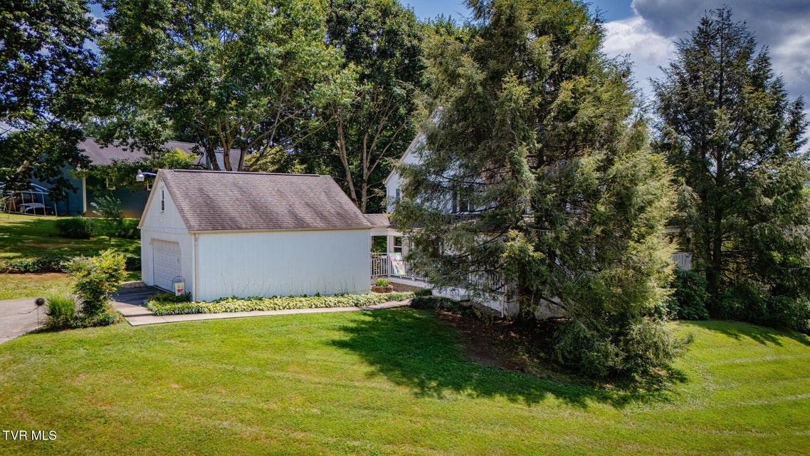 Photo #45: 310 Sonnett Court