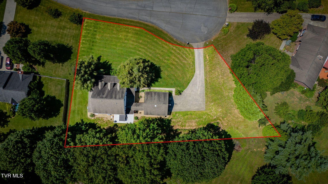 Photo #51: 310 Sonnett Court