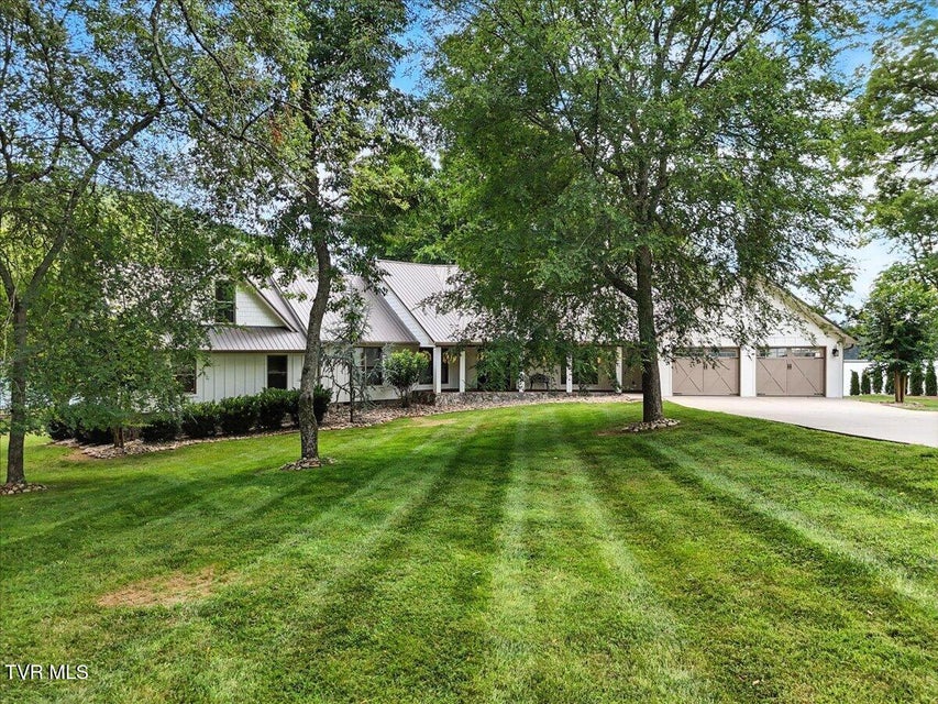 Photo #3: 243 Walnut Bend Drive