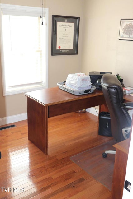 Photo #13: 610 Pine Street
