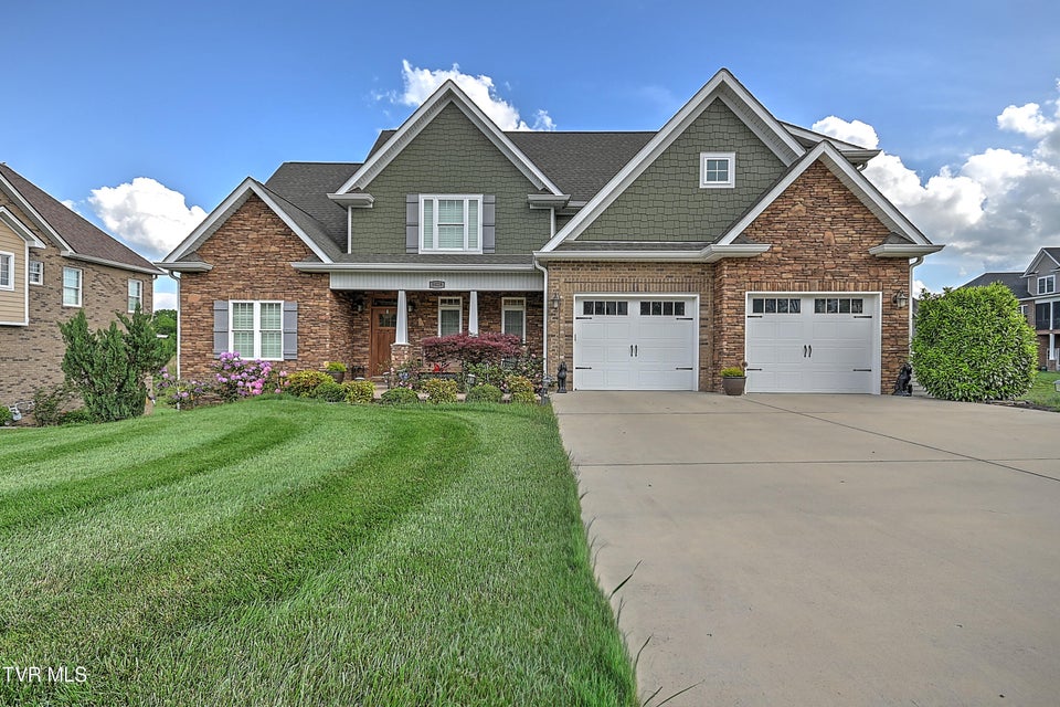 Photo #5: 5028 Rose Gardens Circle