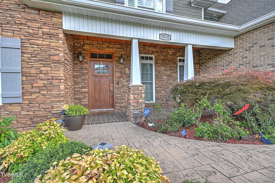 Photo #17: 5028 Rose Gardens Circle