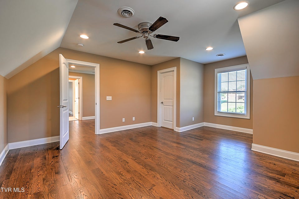 Photo #62: 5028 Rose Gardens Circle