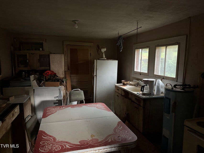 Photo #7: 1810 Watauga Avenue