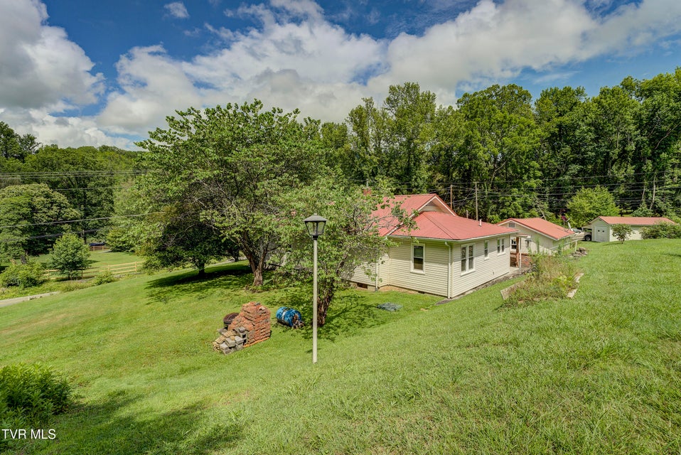 Photo #39: 1390 Rock Creek Road