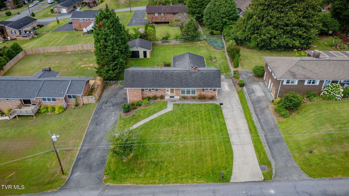 Photo #42: 4120 Lindenwood Drive