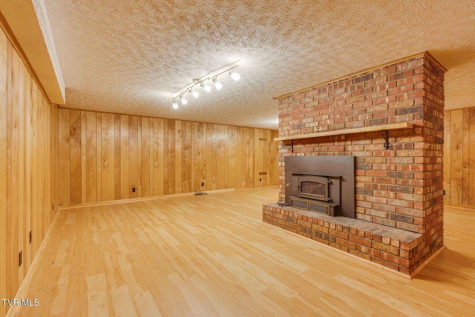 Photo #28: 4120 Lindenwood Drive