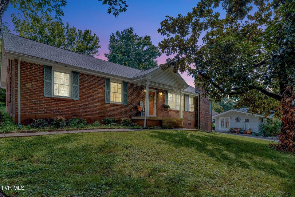 Photo #2: 157 Robinhood Circle