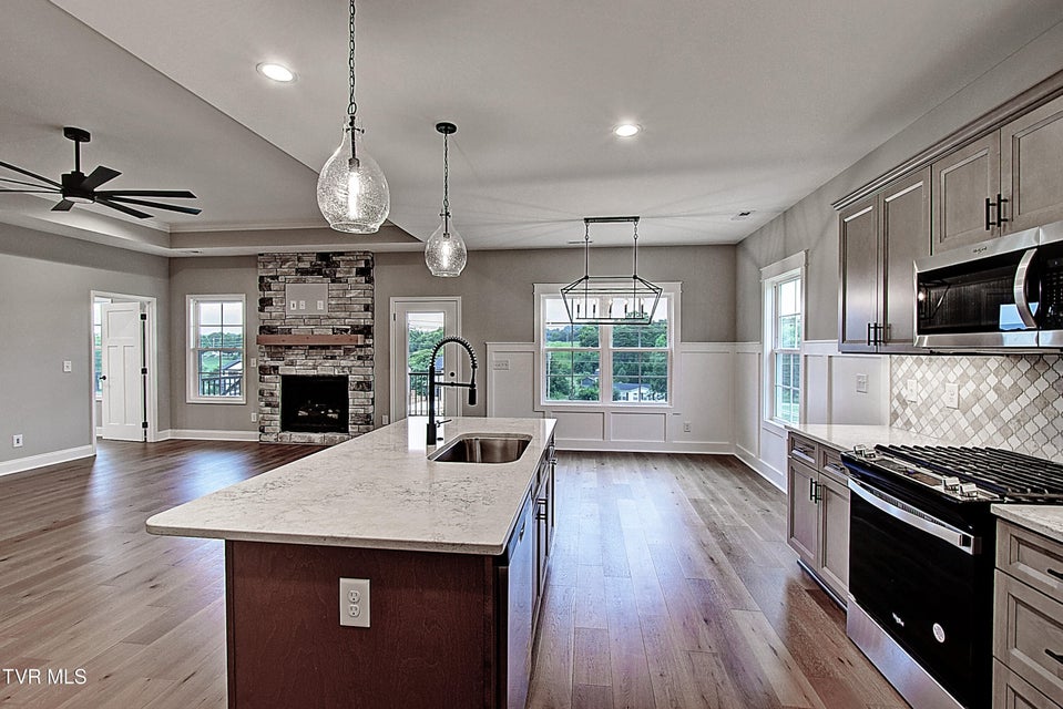 Photo #8: 126 Dry Kiln Court
