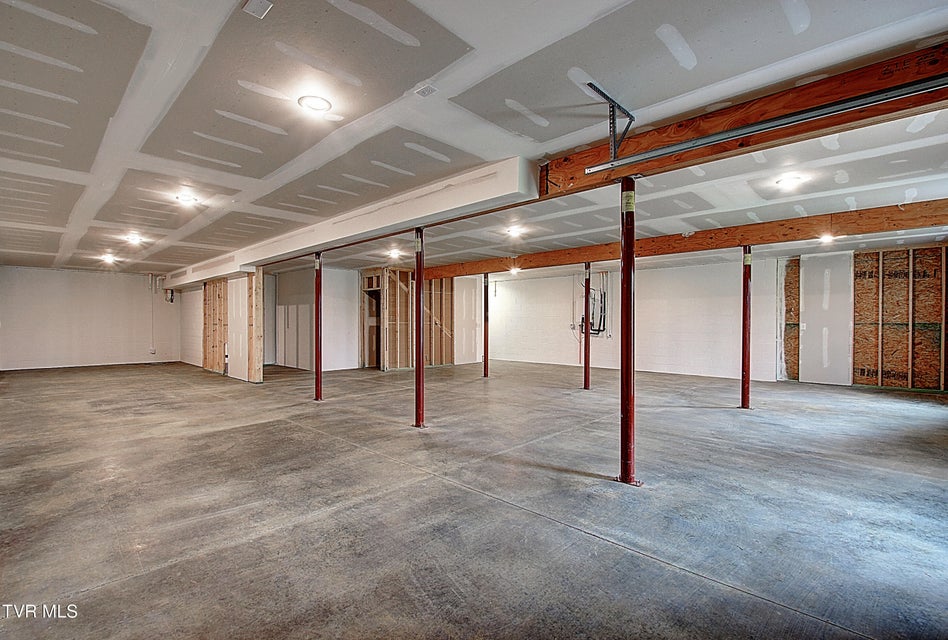 Photo #20: 126 Dry Kiln Court