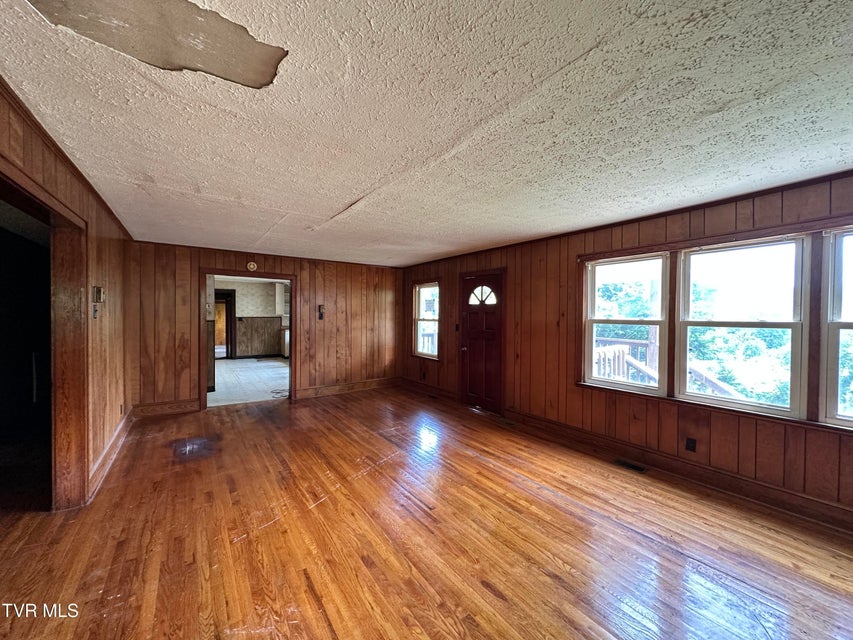 Photo #4: 140 Bradley Road