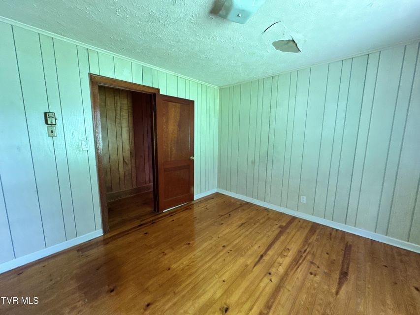 Photo #14: 140 Bradley Road