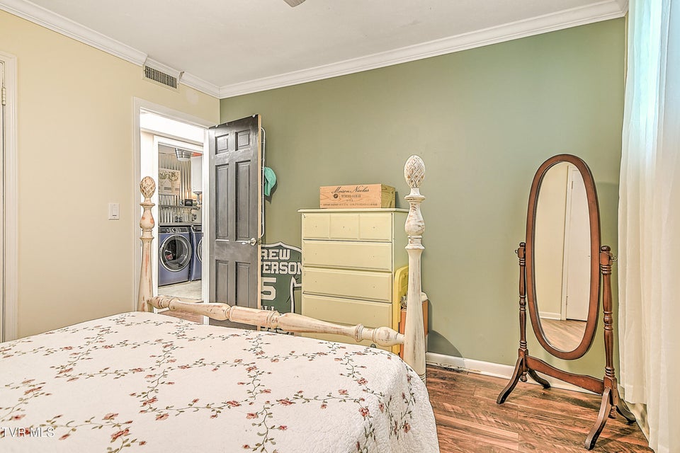 Photo #33: 111 Wayfair Drive