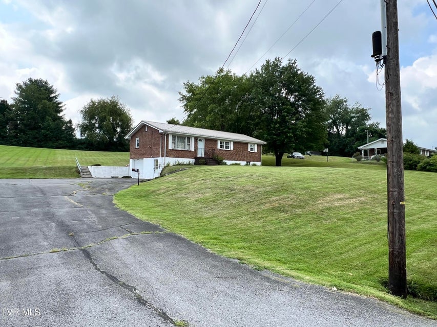 Photo #2: 3999 Weaver Pike