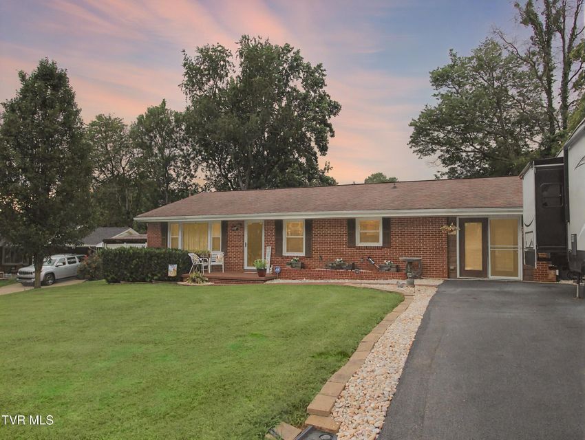 Photo #4: 177 Shenandoah Drive