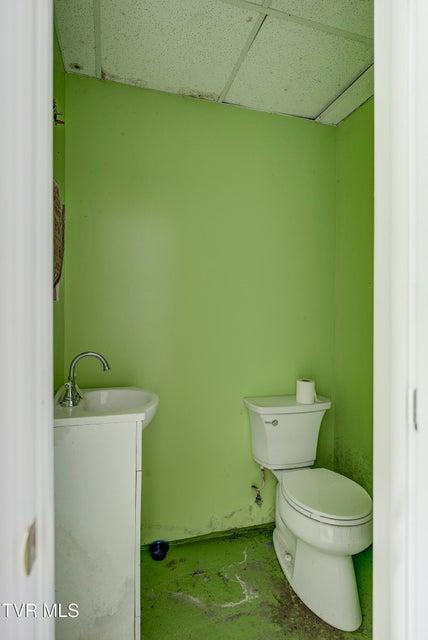 Photo #51: 127 Heaton Cr Road