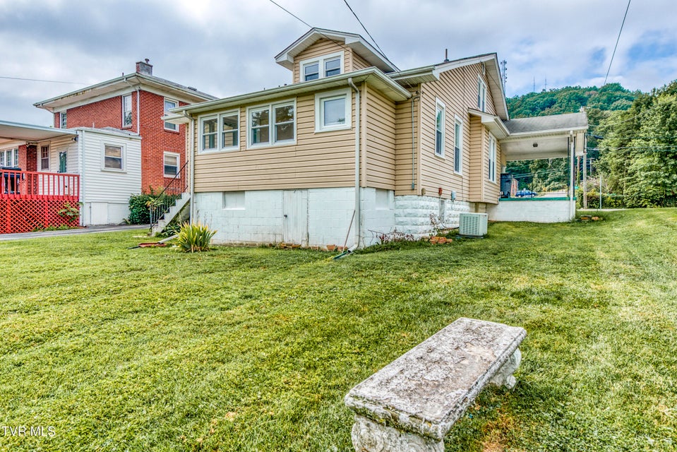 Photo #27: 1443 Windsor Avenue