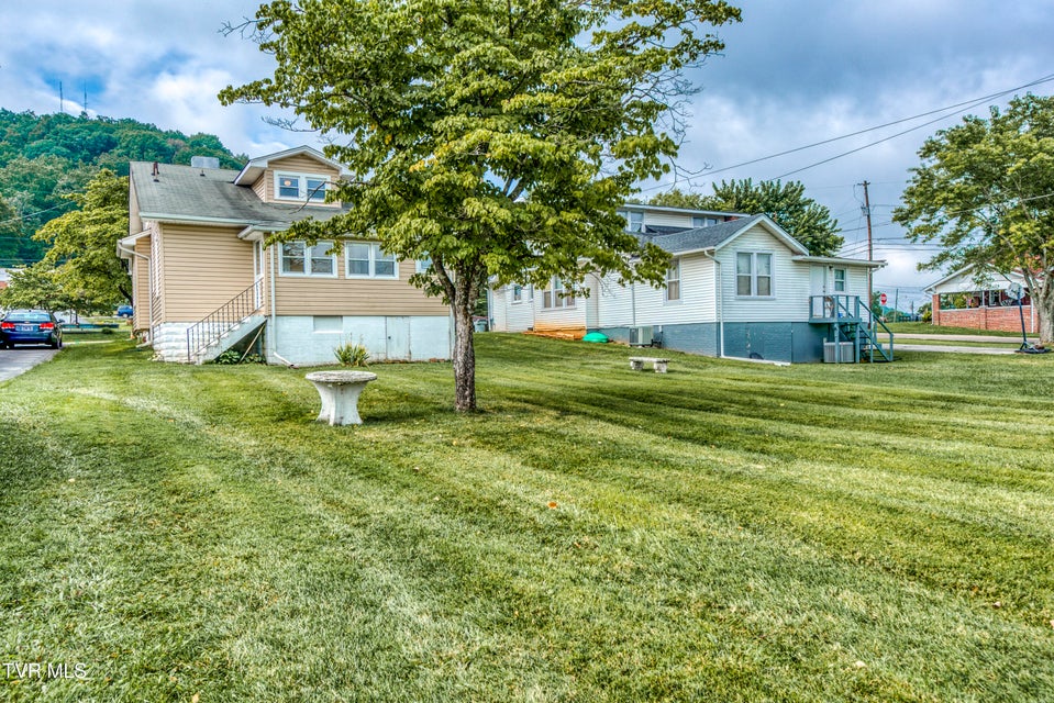 Photo #25: 1443 Windsor Avenue