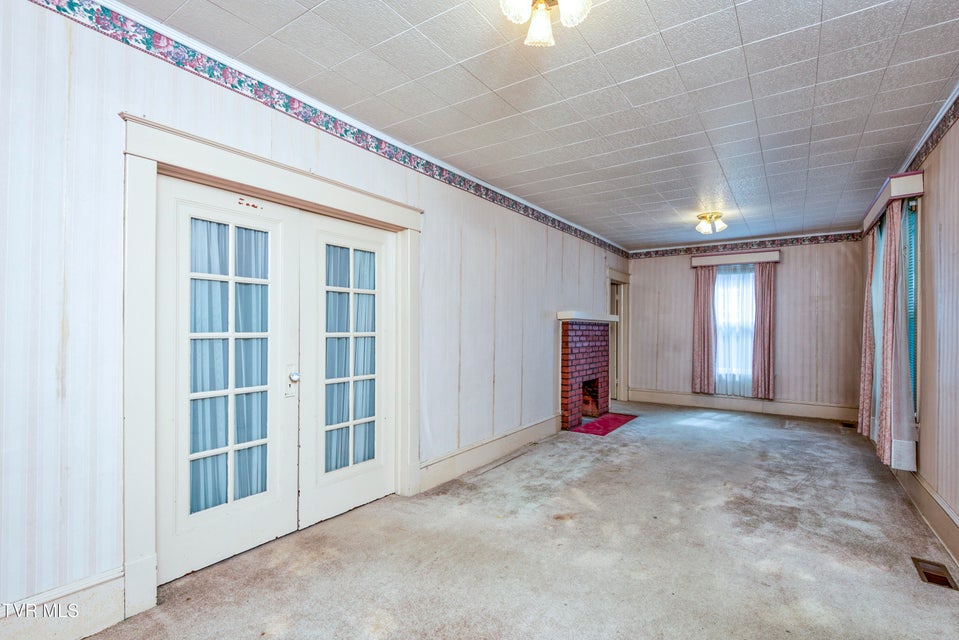 Photo #6: 1443 Windsor Avenue