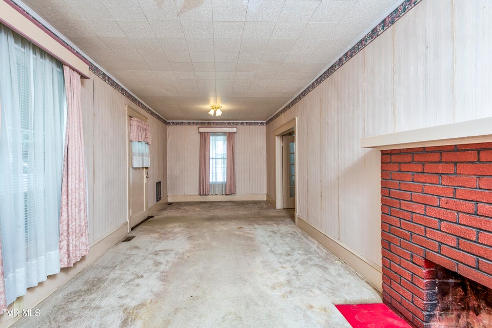 Photo #8: 1443 Windsor Avenue