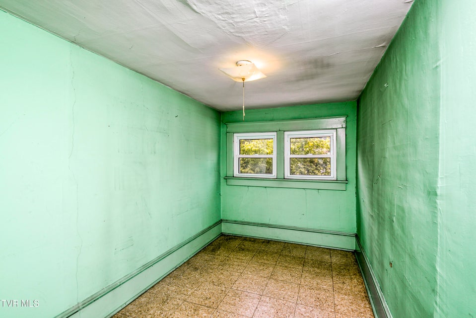 Photo #21: 1443 Windsor Avenue
