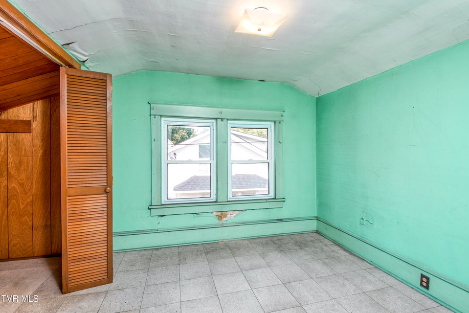 Photo #22: 1443 Windsor Avenue